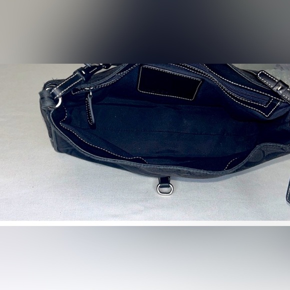 Women’s coach shoulder bag - Picture 4 of 5